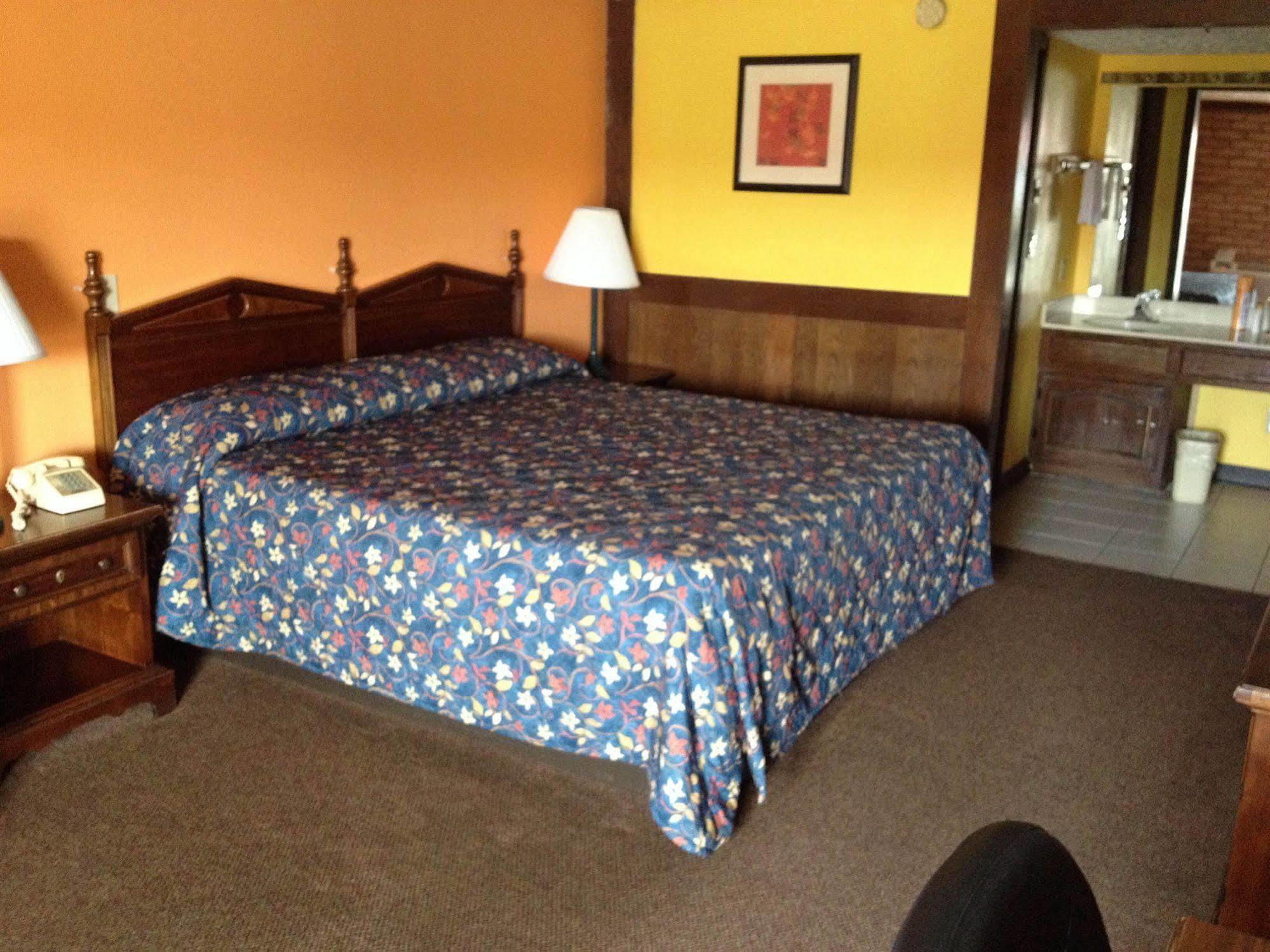 Red Roof Inn מונרו מראה חיצוני תמונה