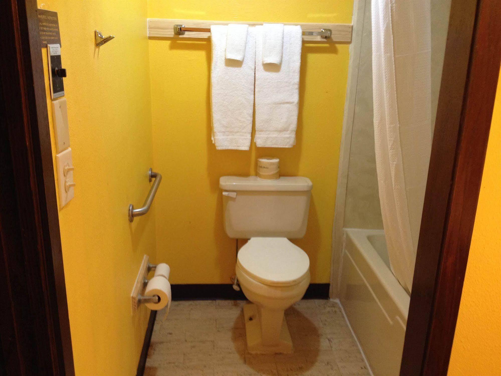 Red Roof Inn מונרו מראה חיצוני תמונה